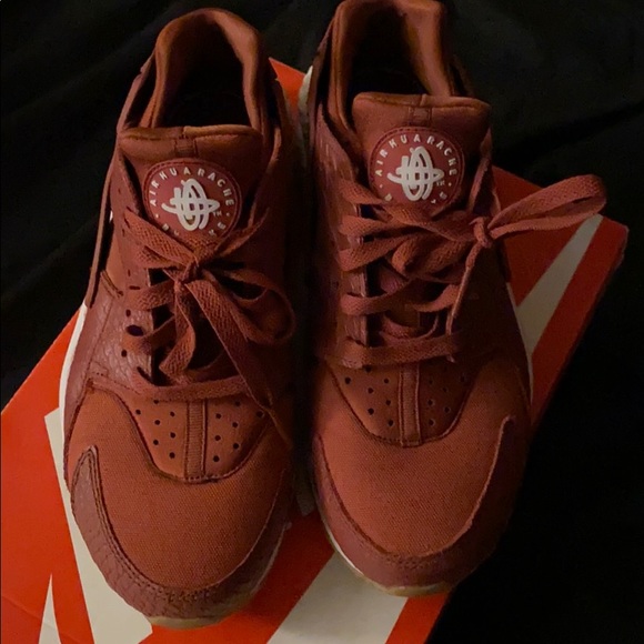 Nike Air Huarache Run SE - Picture 3 of 7